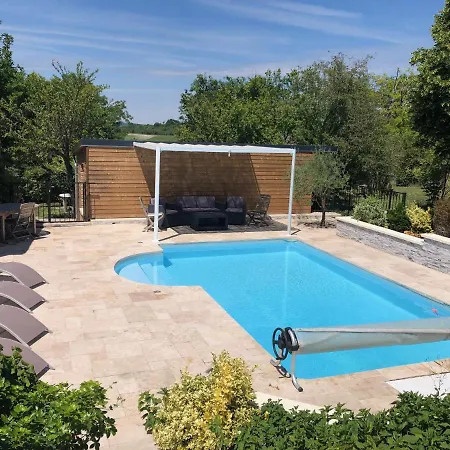 Le Rouge & Blanc Bed & Breakfast Saint-Maurice-le-Vieil Exterior photo