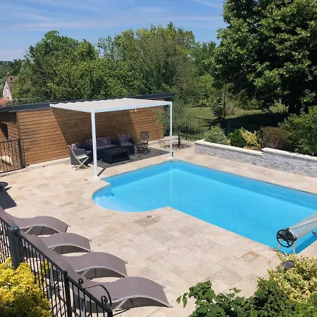Le Rouge & Blanc Bed & Breakfast Saint-Maurice-le-Vieil Exterior photo